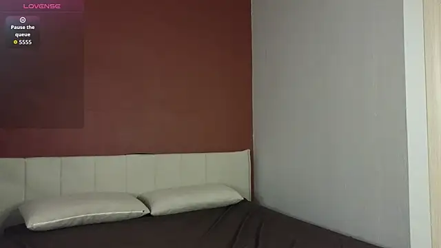 Eva Th0mpson online show from May 27, 1:35 am
