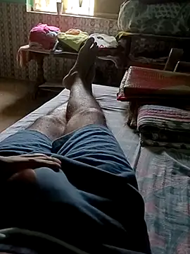 Snapshot of pussysandwitchboy chatting on July 12, 1:07 am pussysandwitchboy online show from July 12, 1:07 am