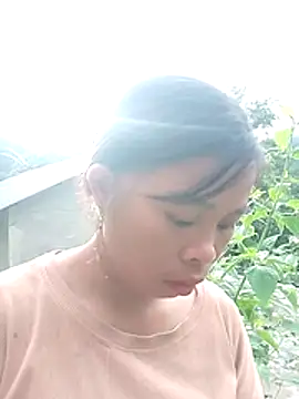 Snapshot of daisyy2 chatting on July 8, 10:31 am daisyy2 online show from July 8, 10:31 am
