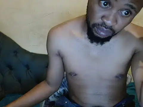 xxTroyX online show from May 21, 9:33 pm