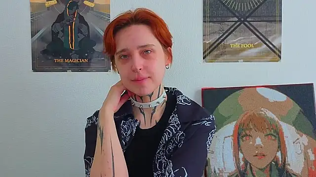 candrivellame online show from May 17, 11:17 am