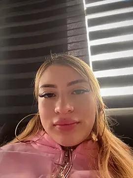 Jessy Queen online show from August 3, 1:05 pm