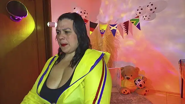 Snapshot of Martina_Foxy01 chatting on July 3, 11:38 am Martina Foxy01 online show from July 3, 11:38 am