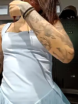 VeroJenkins  online show from August 3, 12:10 pm