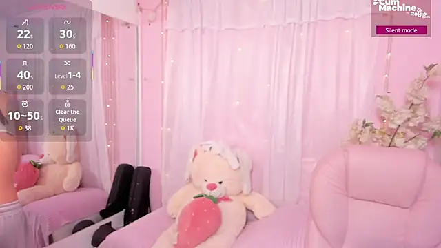 ShanelleDupont  online show from July 6, 2:25 pm
