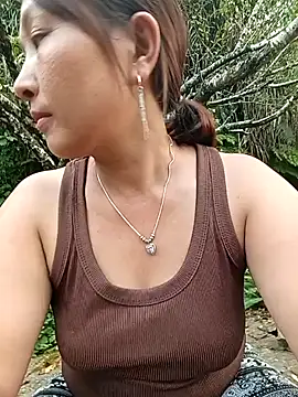 ABCKUTE20 online show from July 21, 10:39 am