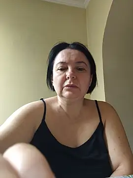 EmmaEmmy40 online show from July 5, 4:25 pm