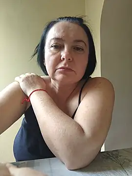 EmmaEmmy40 online show from July 12, 1:24 pm