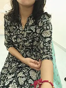 zoya baby  online show from July 23, 5:55 pm