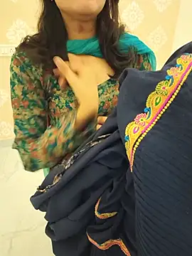 zoya baby  online show from August 6, 3:30 am