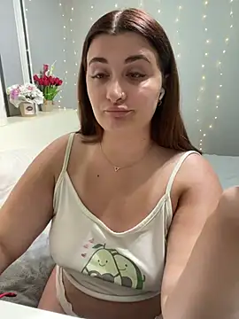 AureTease online show from July 1, 6:40 pm