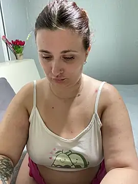 AureTease online show from August 4, 6:54 pm