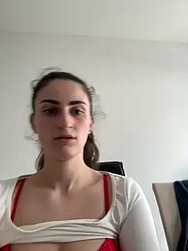 OliviaBaby- online show from July 8, 2:10 pm