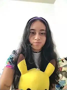 Snapshot of L0lita_Emi12 chatting on May 26, 1:51 pm L0lita Emi12 online show from May 26, 1:51 pm
