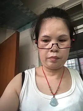 nidejiejie online show from June 14, 1:47 am