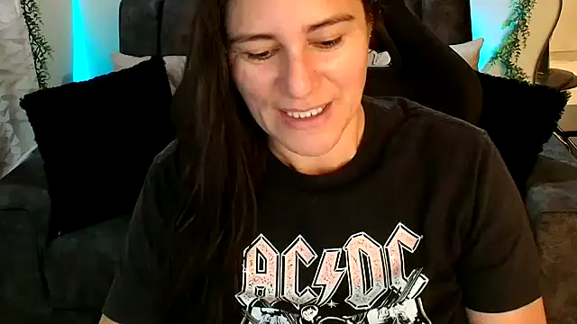 Snapshot of LUCYMILF_SEXY chatting on May 30, 2:47 pm LUCYMILF SEXY online show from May 30, 2:47 pm