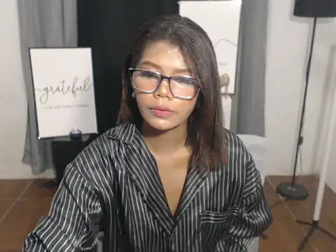 charlene pretty online show from June 4, 6:52 am