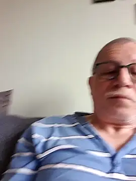 Eddy0763 online show from May 7, 5:35 am