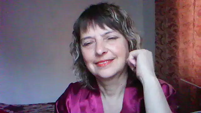 ElizabethGorden online show from May 7, 3:01 am