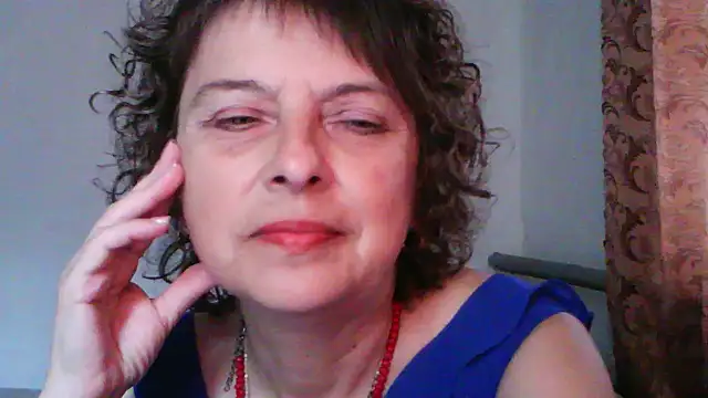 ElizabethGorden online show from May 23, 12:09 pm