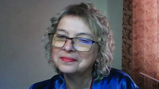 ElizabethGorden online show from June 14, 4:14 am