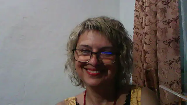 ElizabethGorden online show from July 10, 5:48 pm