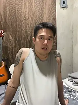 xanderalex13 online show from May 14, 5:58 am
