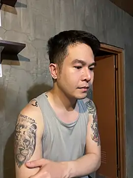 xanderalex13 online show from May 14, 6:58 pm