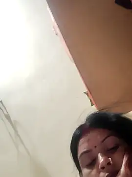 Snapshot of Riya_Tales chatting on May 16, 2:19 am Riya Tales online show from May 16, 2:19 am