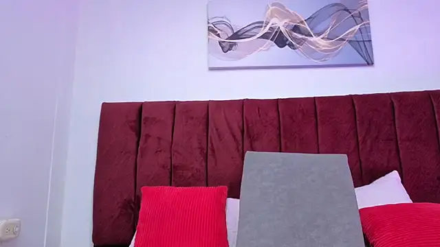 Violeta Tepes online show from May 24, 1:27 pm