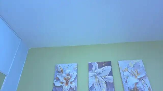Snapshot of Violeta_Tepes chatting on June 26, 8:35 pm Violeta Tepes online show from June 26, 8:35 pm