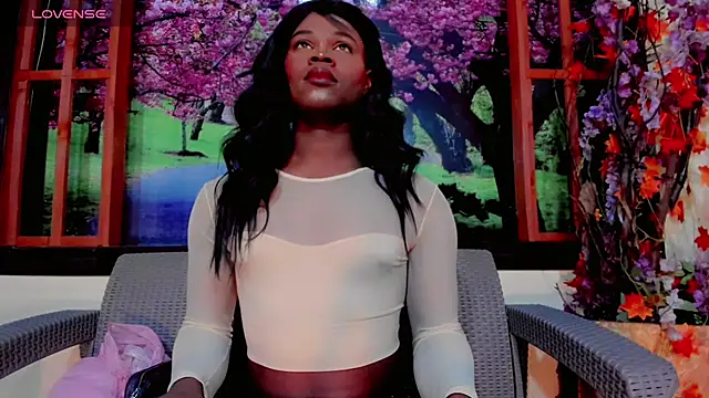 Snapshot of ambar_temptation chatting on July 11, 7:27 pm ambar temptation online show from July 11, 7:27 pm