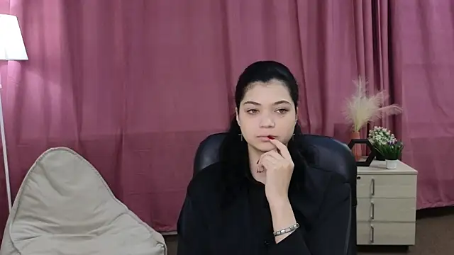AngelicaSchrupp online show from May 7, 9:36 am