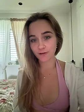 LillyStarr online show from July 9, 7:34 am
