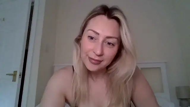Babe blond online show from July 6, 9:17 am