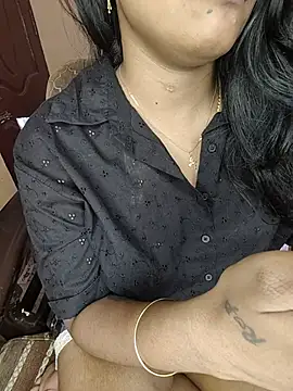 Tamil  Thara003 online show from August 1, 12:04 pm