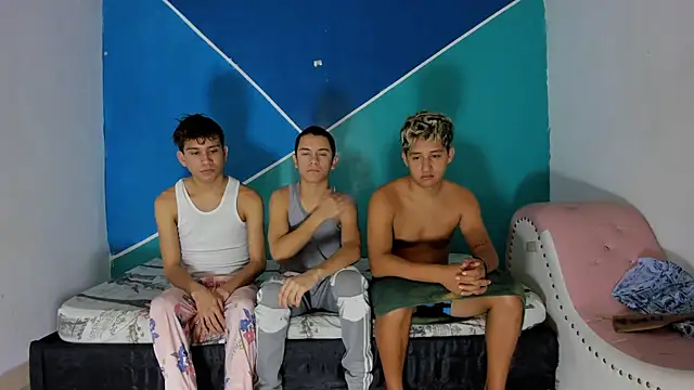 wild boys zs online show from July 16, 9:26 am