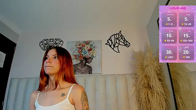 Kira Venom online show from June 17, 12:18 pm