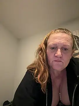 Kellilyn10 online show from June 14, 2:24 am