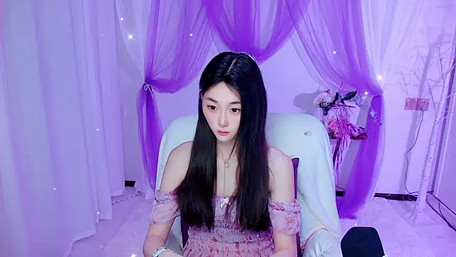 Tili Lucky online show from June 24, 1:15 am
