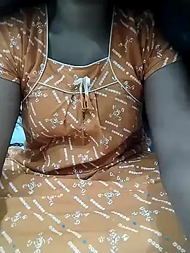 silksmitha- online show from May 6, 11:26 am