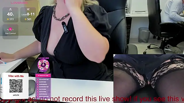 squirt milf viktoria online show from June 2, 10:28 am