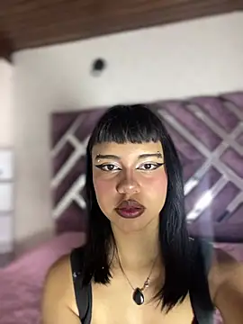 AntonellaCooper Pink online show from May 15, 7:21 pm