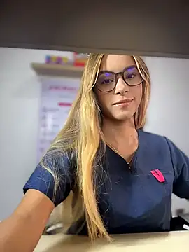 Snapshot of Natalia__vidal chatting on July 30, 9:58 pm Natalia vidal online show from July 30, 9:58 pm