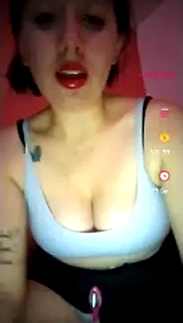 Snapshot of Annie_loveer chatting on July 6, 3:58 am Annie loveer online show from July 6, 3:58 am