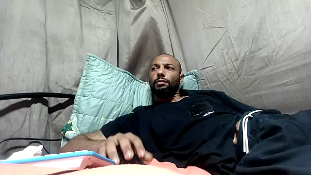 Camodick online show from April 18, 4:38 am