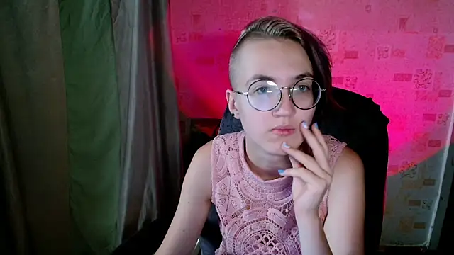 Alessa Kiss online show from July 23, 9:29 am