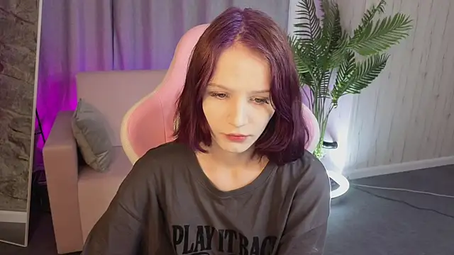 AliceJohansone online show from May 31, 1:25 am