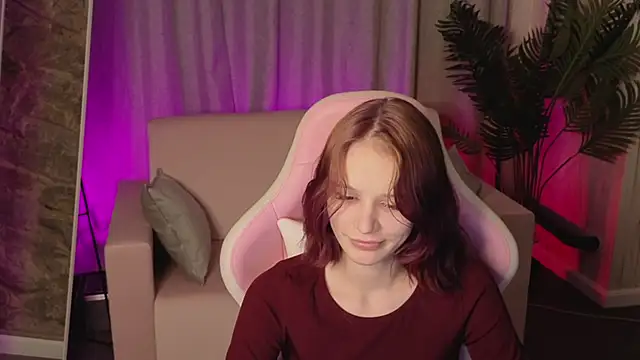 AliceJohansone online show from June 5, 6:52 am