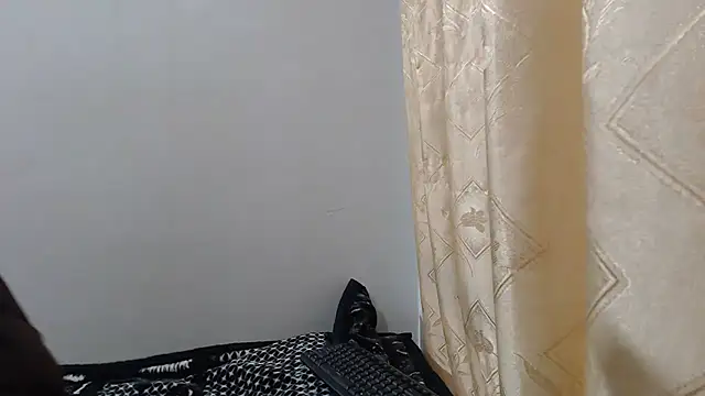 PetiteBarbie 05 online show from August 1, 6:12 am